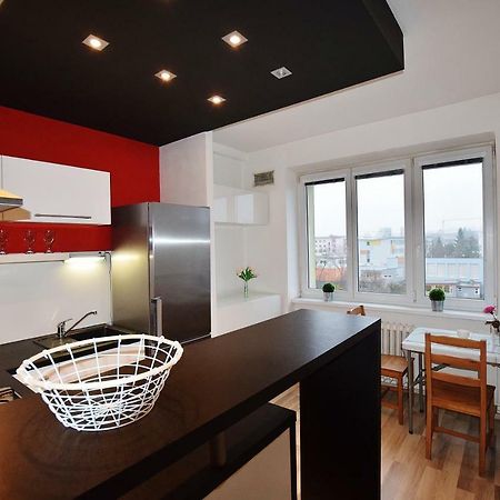 Apartment Porici Brno Esterno foto